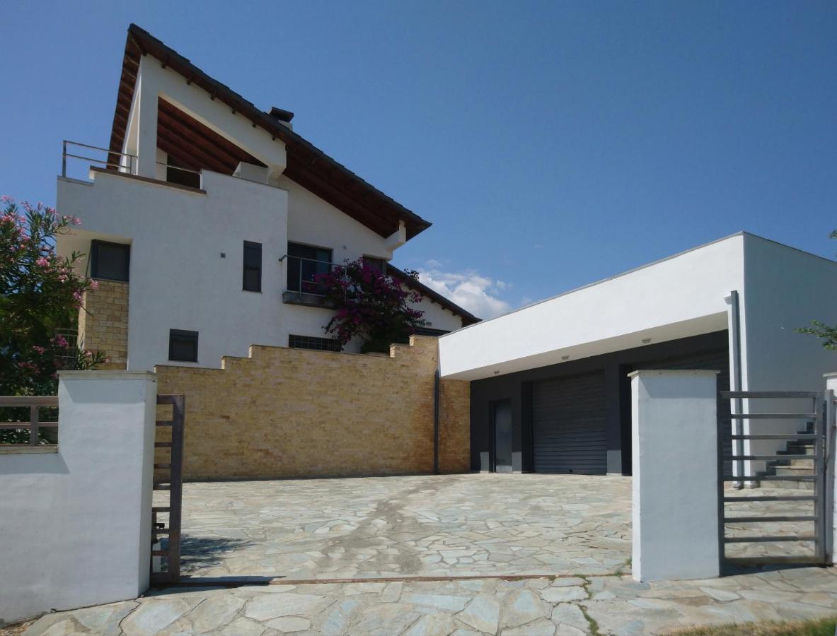 Villa Stadi Nikiti  Extérieur photo